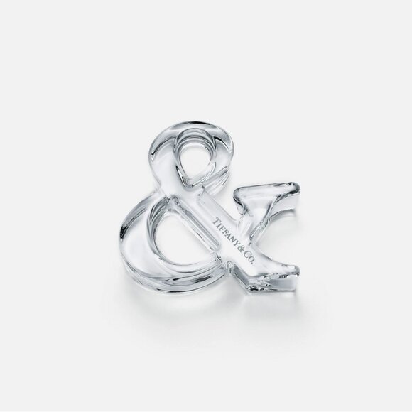 Tiffany & Co Ampersand Crystal Glass Paperweight - Picture 2 of 6